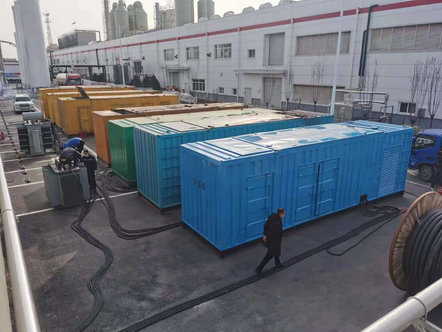 临潭发电机出租-两相发电机与三相发电机有何区别?