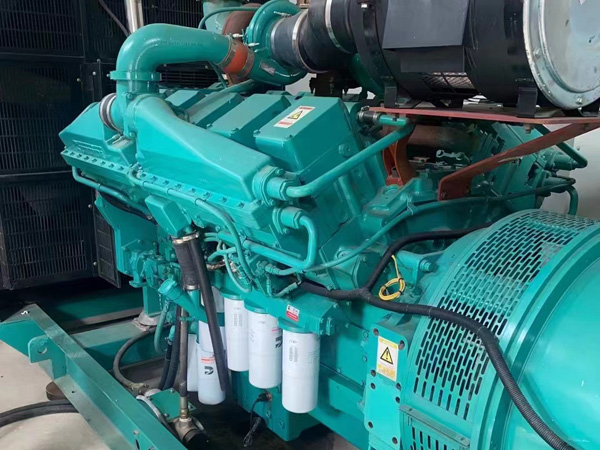 临潭更换100kW柴油发电机组机油时，需要注意哪些事项？